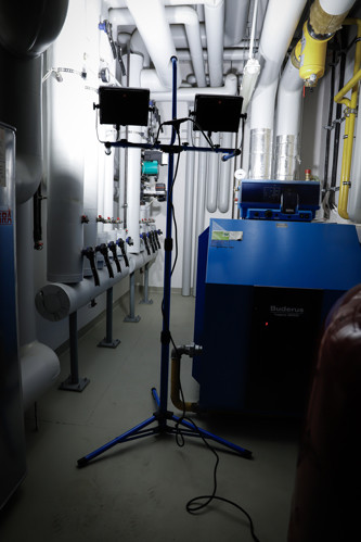 BGS Duo-SMD-LED-Arbeits-Strahler | mit Stativ | 2 x 70 W