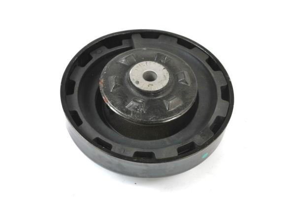 Magnum Technology Federbeinaufnahme